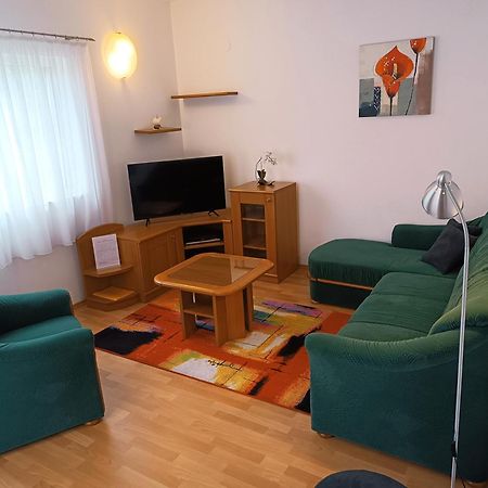 Apartments Lupus 沃迪切 外观 照片